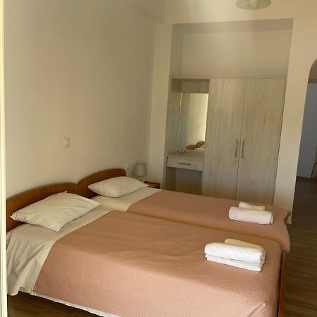 Nafsika Apartments อายีโอส เยออร์ยิโอส ปากอน ภายนอก รูปภาพ