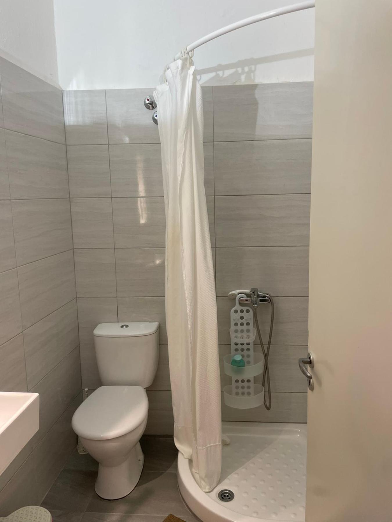 Nafsika Apartments อายีโอส เยออร์ยิโอส ปากอน ภายนอก รูปภาพ