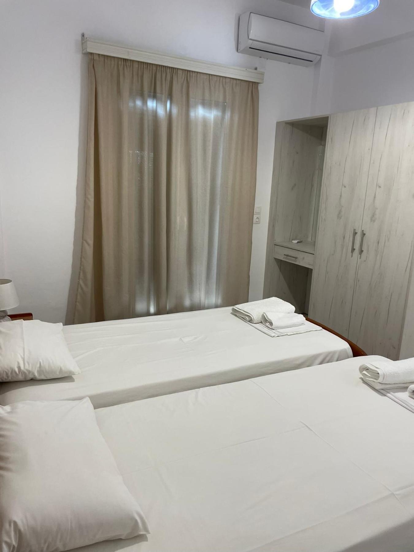 Nafsika Apartments อายีโอส เยออร์ยิโอส ปากอน ภายนอก รูปภาพ